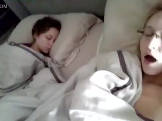 Sexy Big Boobs Teen Girl Risk Masturbate Next To Sleeping Sis On Cam - Fuckcam69.com