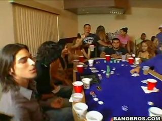 Ashli orion und sie bande von hawt huren verlieren bei streifen poker