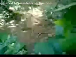 Warga india ladki dalam hutan di luar gadis sekolah fucked keras www.xnidhicam.blogspot.com